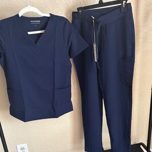 Mandala Women’s Navy Pants & Top Set